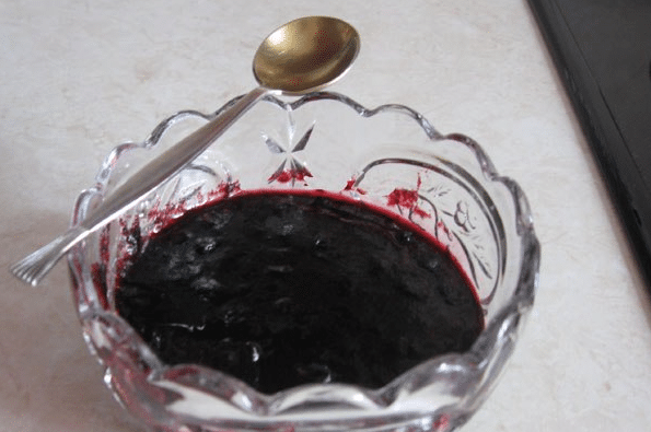 Рецепт варенья из черники на зиму с цельными ягодами: как сварить (приготовить) черничное варенье