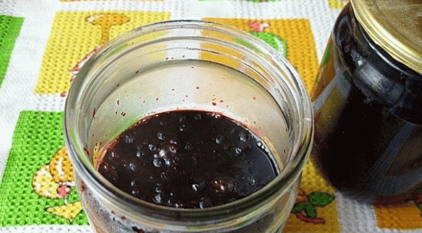 Рецепт варенья из черники на зиму с цельными ягодами: как сварить (приготовить) черничное варенье