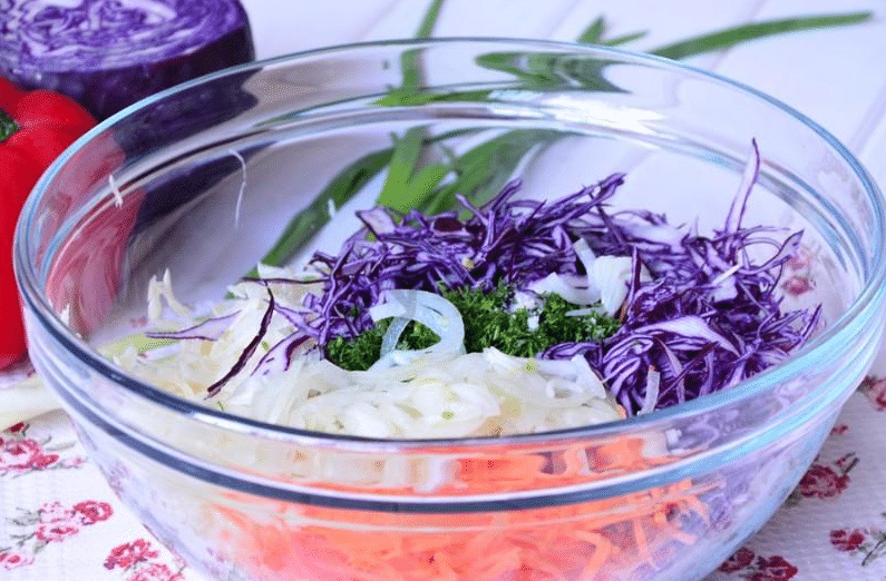 Салат из свежей капусты, рецепт с фото (очень вкусный) все тонкости приготовления в одном месте