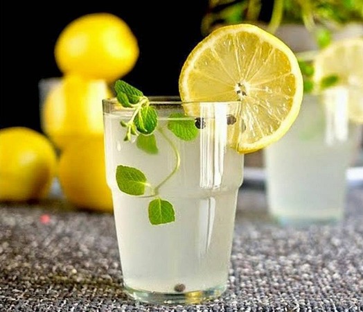 Лимонная вода