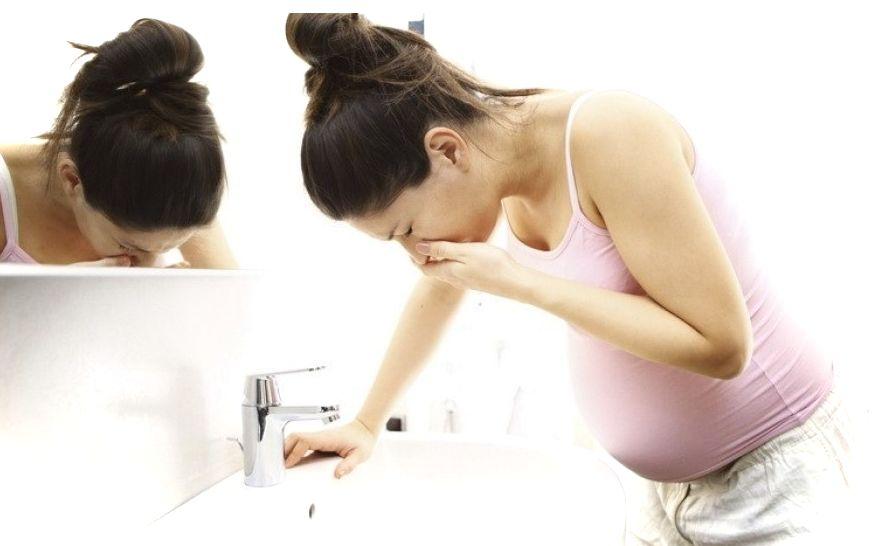 Пищевое отравление при беременности – что делать и как помочь будущей маме?