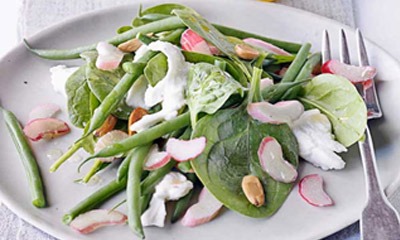 salat-iz-revenya-zelenoj-fasoli-i-greckogo-orekha