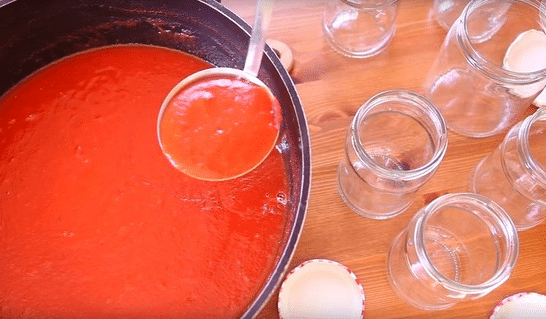 Кетчуп из помидоров на зиму пальчики оближешь. 5 рецептов приготовления в домашних условиях