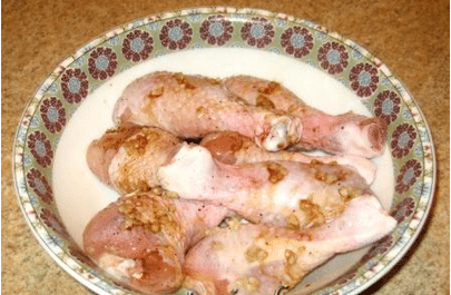 Куриные ножки в слоенном тесте в духовке: 3 пошаговых рецепта с фото