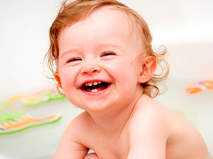 Почему у ребенка чернеют зубы