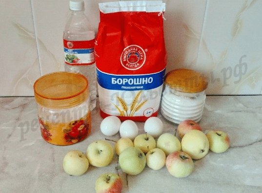Шарлотка с яблоками в духовке простой и вкусный рецепт!