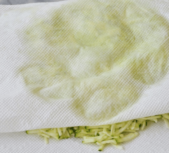 Оладьи из кабачков: простые рецепты пышных оладьев, приготовленных быстро и вкусно